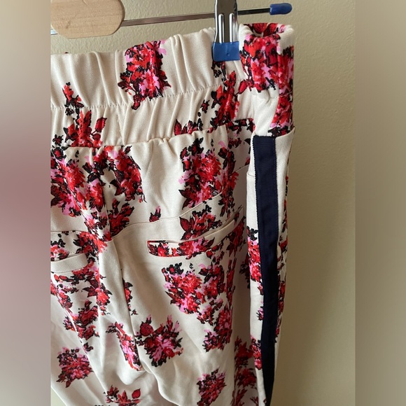 NEW Baum Und Pferdgarten Jaffa Floral Print Pants size M - Picture 10 of 14